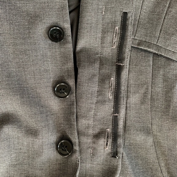 Women’s Ann Taylor Jacket - Picture 6 of 8